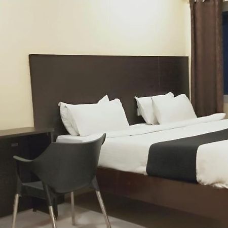 Arvind Stay Hotel, Rk Beach Vizag 维沙卡帕特南 外观 照片