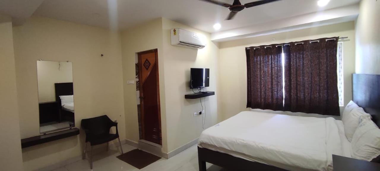 Arvind Stay Hotel, Rk Beach Vizag 维沙卡帕特南 外观 照片